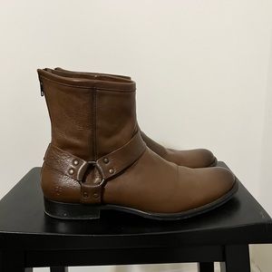 Frye Men Philip Harness Boots Cognac size 9.5